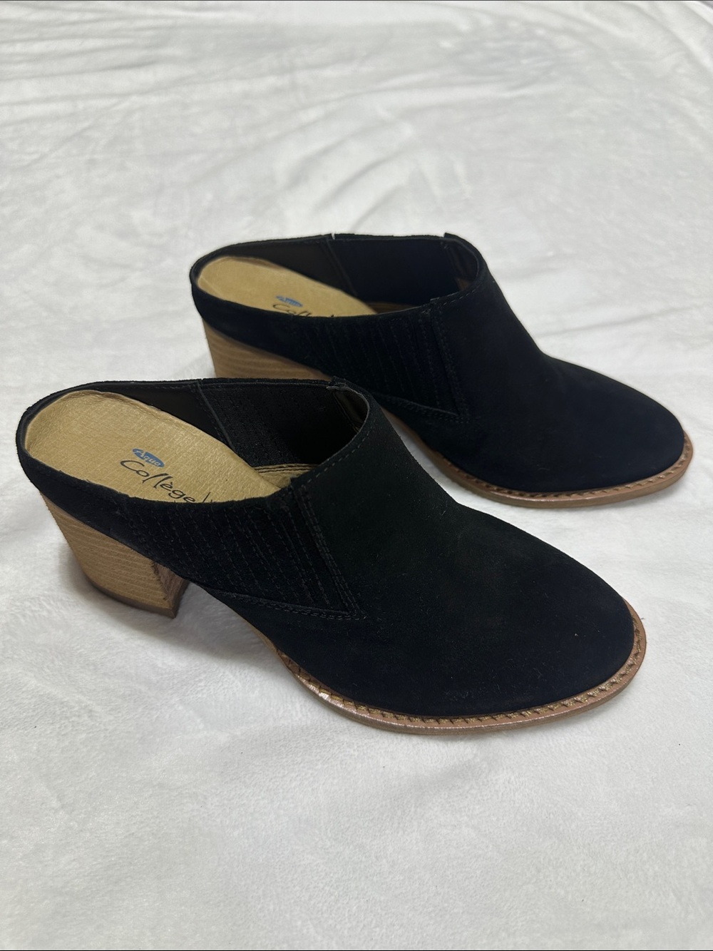 Aqua College | size 7 |Black Suede Slip-On Mule